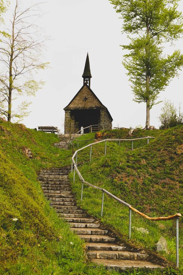 ホテル Berggasthof Haldenhof Vorderheubronn エクステリア 写真